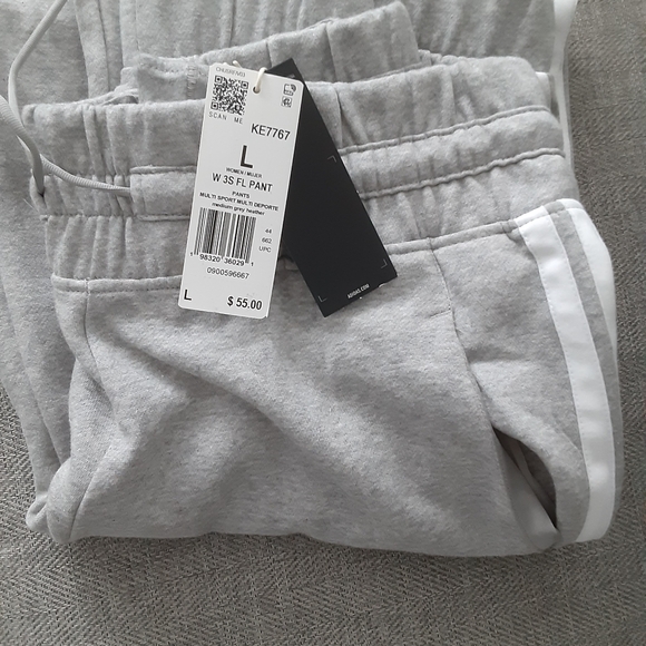 Adidas Women Joggers ( L ) - Picture 6 of 6